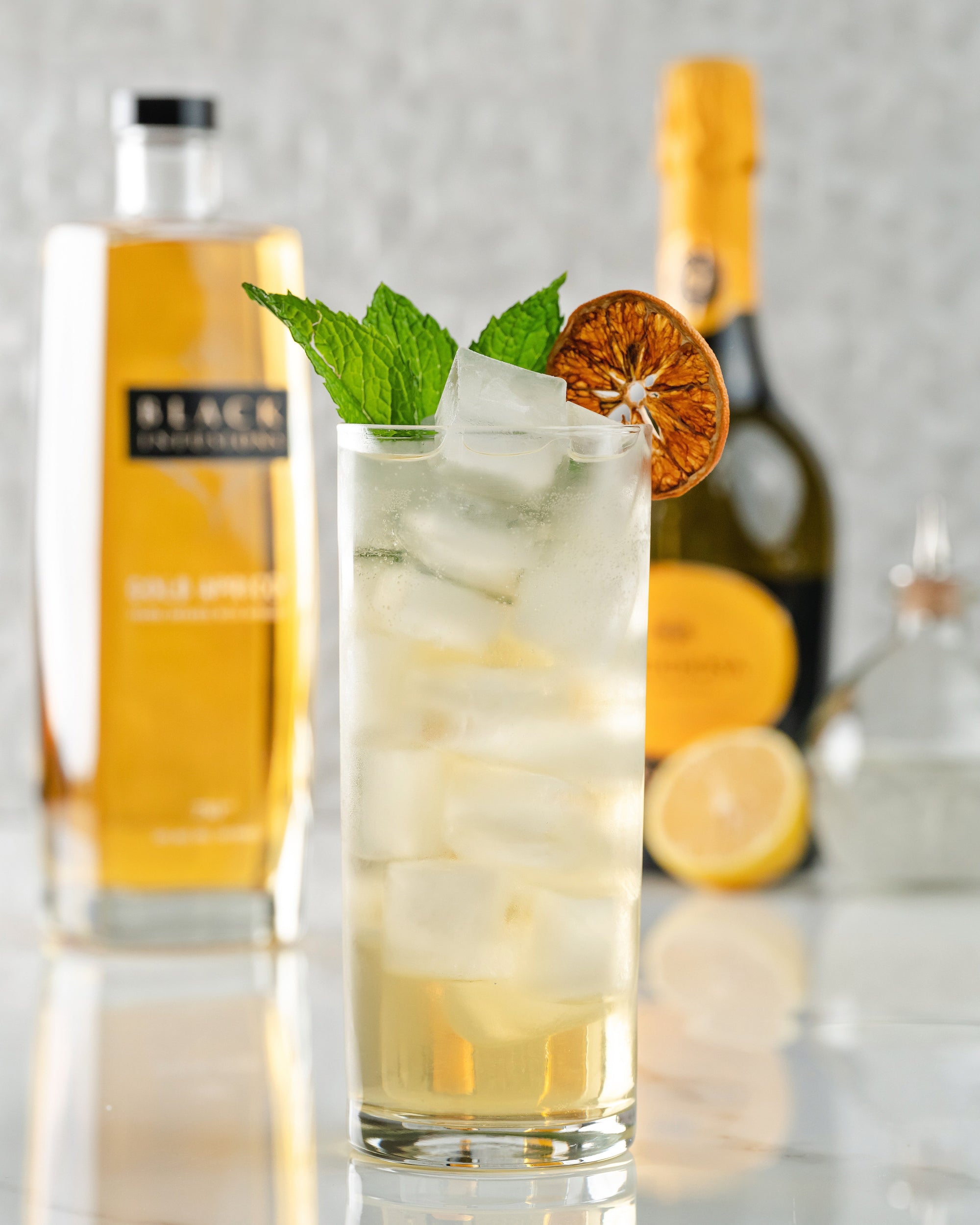 Apricot Spritz