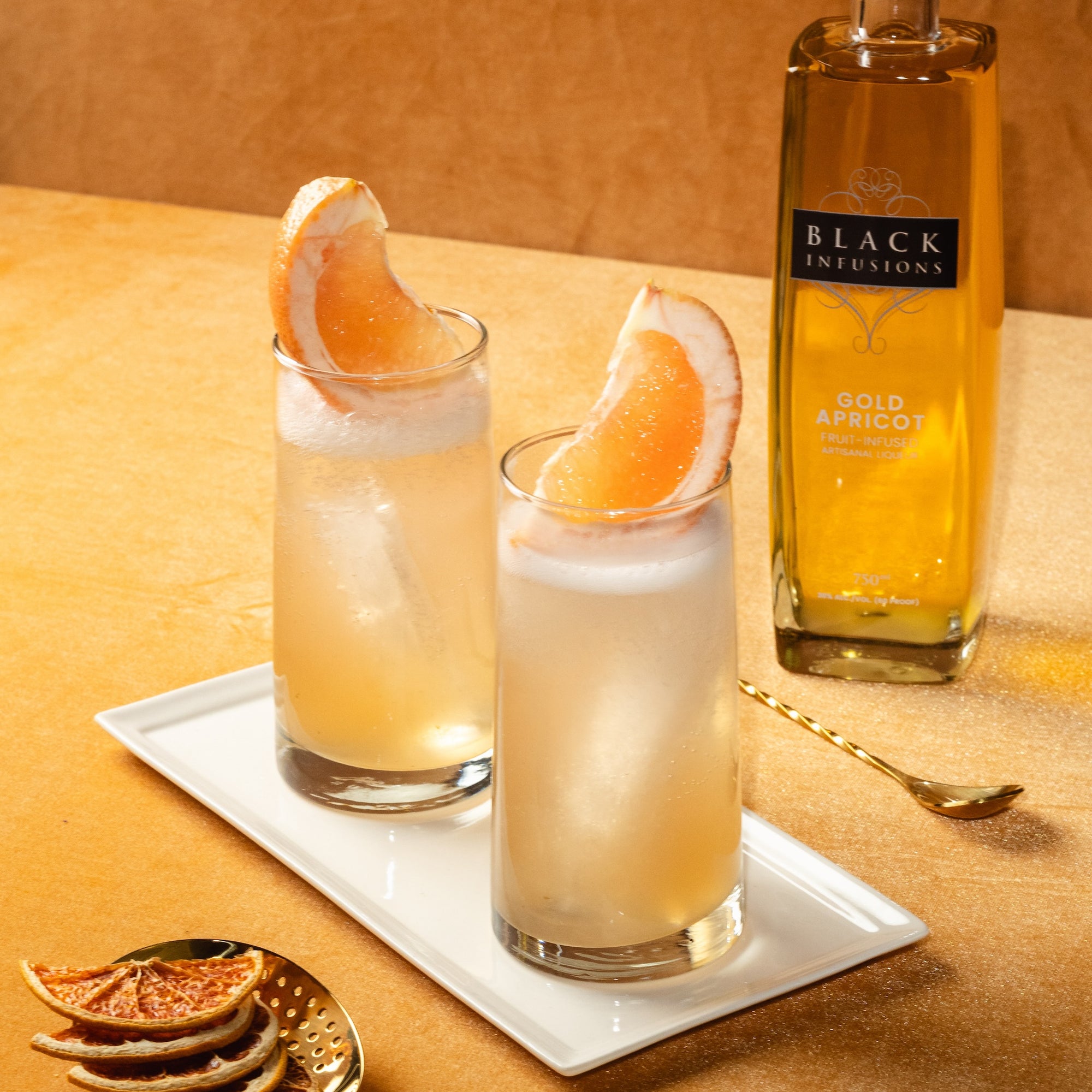 Apricot Paloma